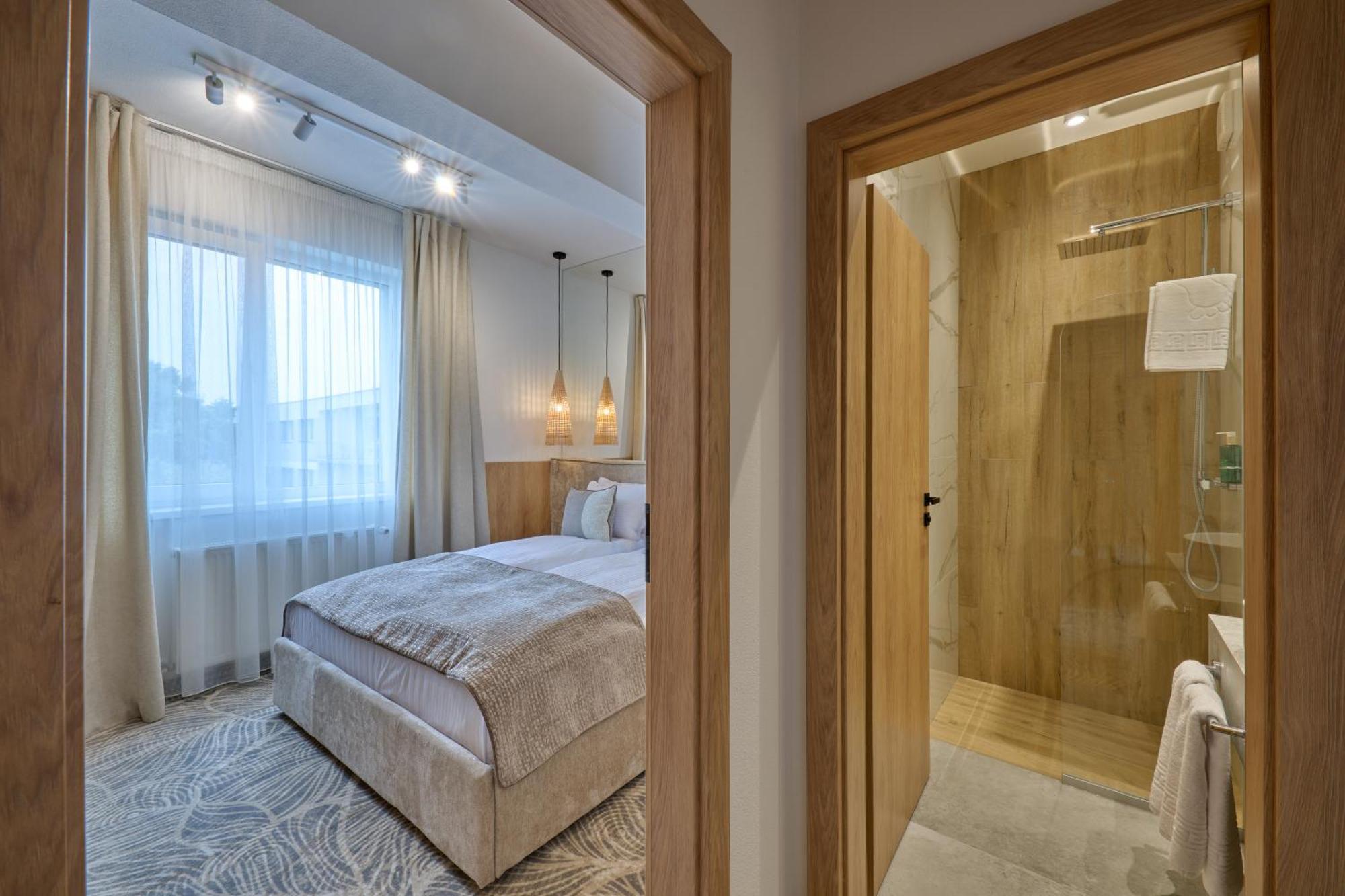 Hotel Serenity Timisoara Timişoara Exterior foto